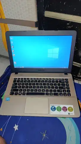 Laptop asus x441n