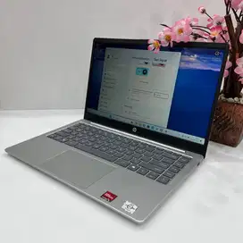 Laptop HP HP 14-EM0196 SILVER / EM0195 GOLD AMD Athlon 7120U 8GB 512GB