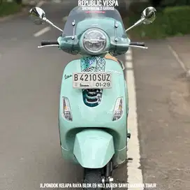 Piaggio Vespa Lx Iget Batik Series 125 Th 2022 WARNA HIJAU LIKE NEW
