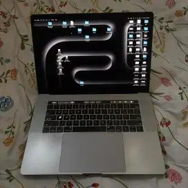 Macbook Pro 2018 15 Inch