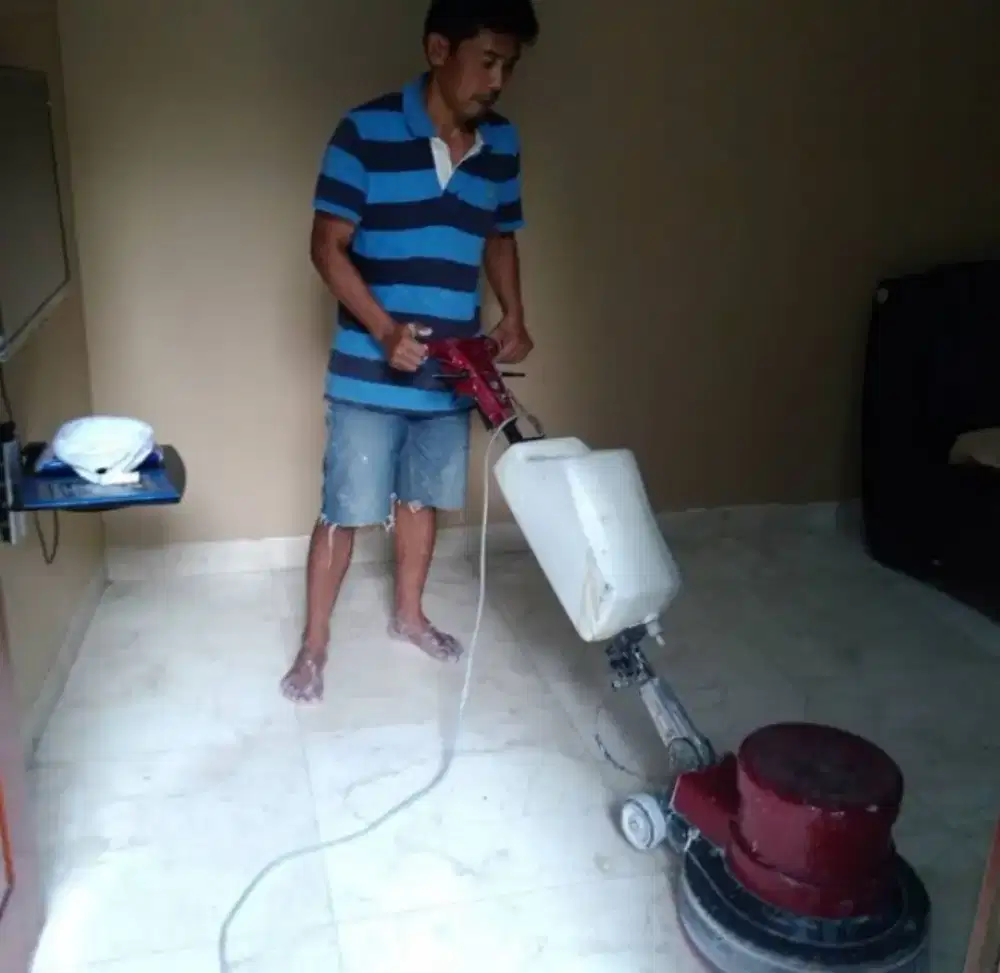 Jasa poles lantai