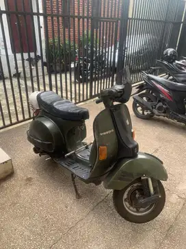 Vespa px 1983 kumplit