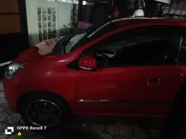 Daihatsu Ayla X
