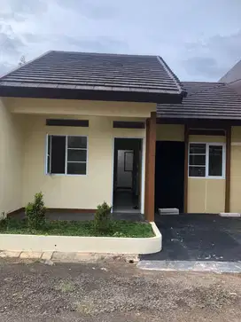 Disewakan Rumah di Green Sapphire Residence - Lokasi Strategis&Nyaman