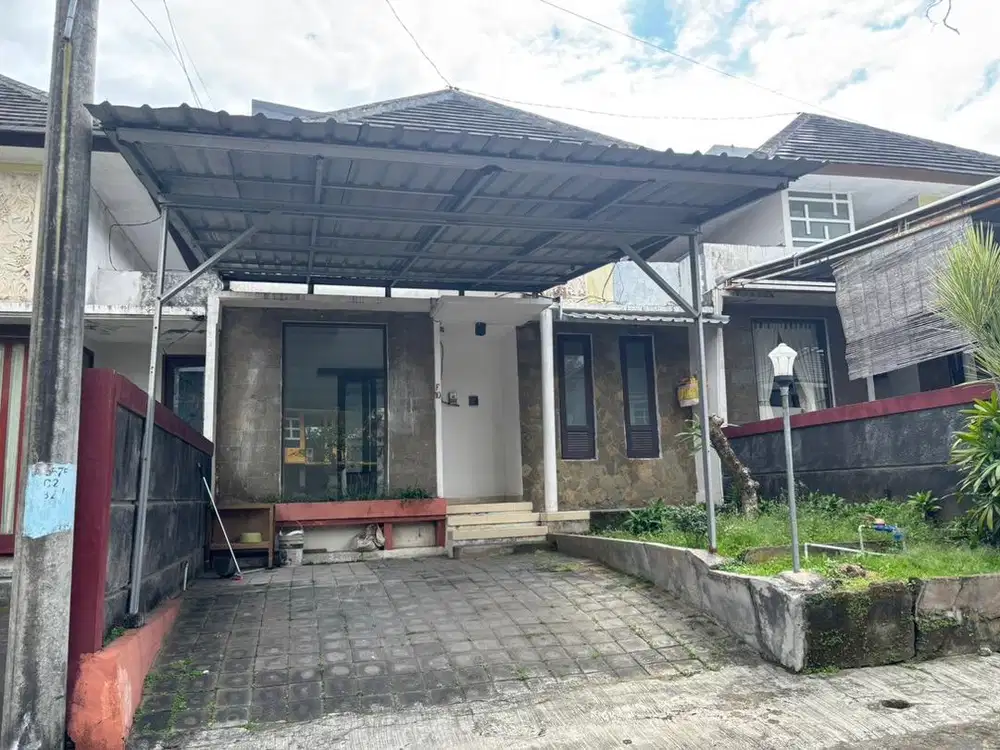 Rumah murah di taman giri one gate sistem