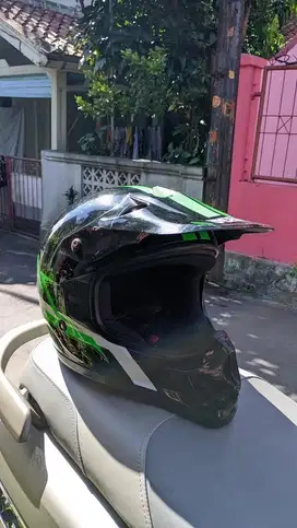 Helm KLX Cross not Bogo, Cargloss
