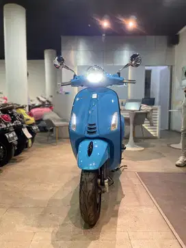PIAGGIO VESPA PRIMAVERA ANIV 50 Tahun ( LIMITED ) 2018