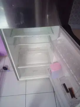 Kulkas 2 pintu LG