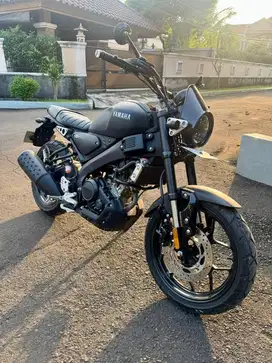 Yamaha XSR 155 Black