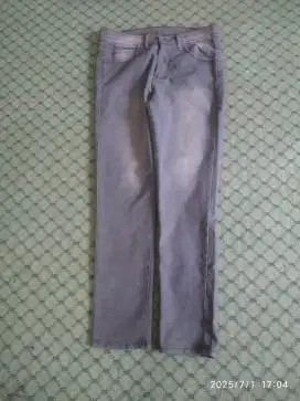 Celana jeans pria