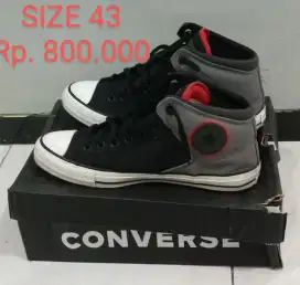 Sepatu Pria Converse