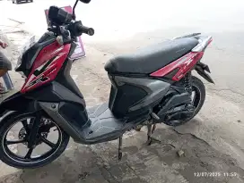 Yamaha X-ride second