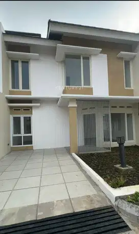 Rumah Baru 2 Lantai Siap Huni Tengah Kota Mainroad Arcamanik