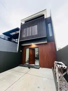 DIJUAL RUMAH JATIASIH 2 LANTAI MODERN BEBAS BANJIR LOKASI STRATEGIS