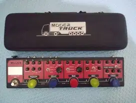 Mooer Red Truck