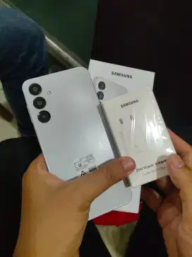 Samsjng galaxy A16 4G 8/256