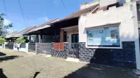 DIJUAL RUMAH LOKASI KALPATARU SUHAT KOTA MALANG COCOK UNTUK KOST
