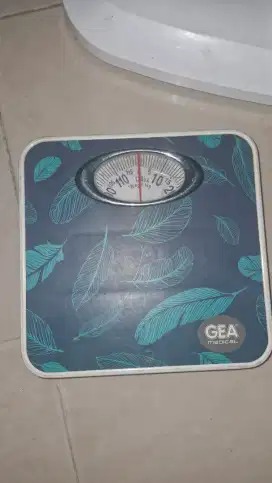 Timbangan berat badan manual GEA