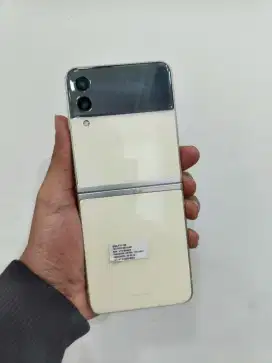 SAMSUNG FLIP 3 8/128GB