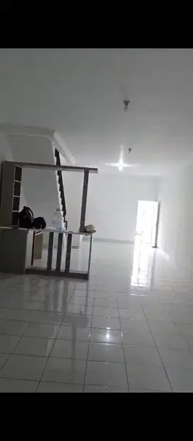 Ruko di TKI 3 Lantai Murah di Bandung