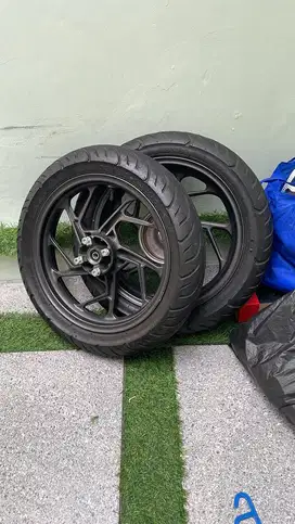 Velg Vario 160 CBS Ori + Ban 97%