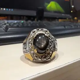 Black safir sapphire bansing star 12 rays