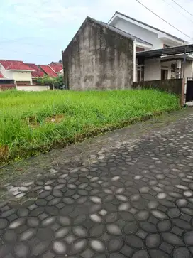 Di jual tanah di selatan ums solo