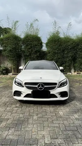 Mercedes-Benz Mercy C300 C 300 AT 2019 AMG Putih