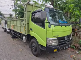 Truk Hino Dutro Extra Cargo 130 HDL Bak Besi Super Long Kondisi TOP