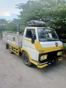 Daihatsu Delta 1978 Truk Surat Lengkap Berfungsi Baik