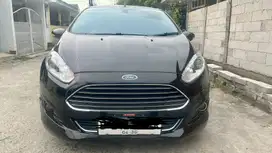 Jual Mobil Ford Fiesta 2014