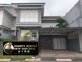 Rumah Modern Kondisi Terbaik 2 lantai di Kebayoran Bintaro SC-15212