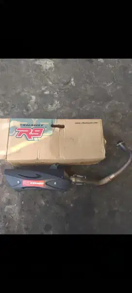 DIJUAL KNALPOT HONDA ADV 150 MERK R9 ORI MASIH BAGUS DAN UTUH JOSS