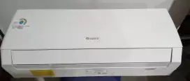 AC GREE 3/4 PK PLUS PIPA BAWAAN MASIH ADA GARANSI KOMPRESOR 3 TH LEBIH