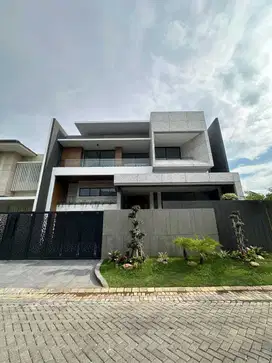 Dijual Rumah Mewah Baru Gress Pakuwon Indah Surabaya Barat Dekat PTC