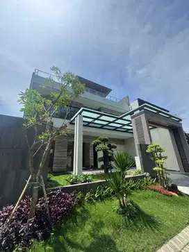 Dijual Rumah Mewah 3 Lantai Citraland Surabaya Barat Samping View Golf