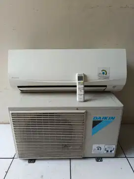 Ac DAIKIN THAILAND UKURAN 1 PK GARANSI 1 TAHUN