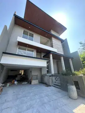 Dijual Rumah Modern Minimalis Split Level Citraland Surabaya Barat