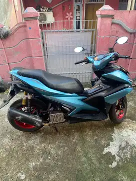 Aerox type R 2019 old