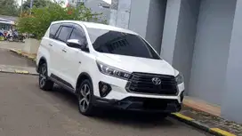 [ LOW KM ] Toyota Kijang Innova Venturer 2.0 Facelift Bensin 2022/2023