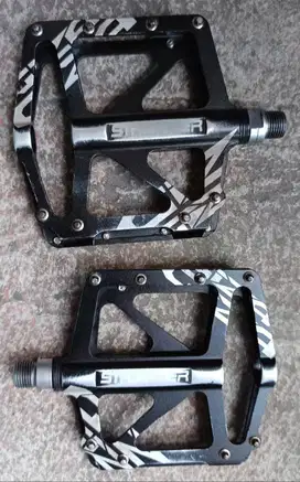 Pedal Sepeda Mtb Strummer Cnc 2033