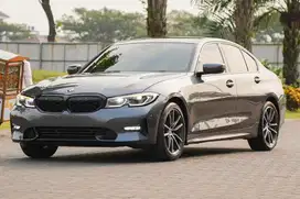 Laser Light! BMW 320i Sport 2019 Tipe Tertinggi c200 c300 330i x1 x3