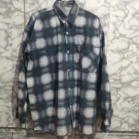 Kemeja Flanel Kotak kotak Cowo
