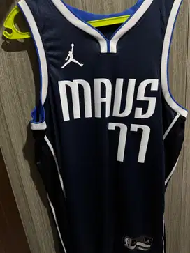 Swingman NBA Jersey