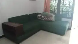 Dijual Sofa masih bagus, silahkan kalo mau cek kondisi