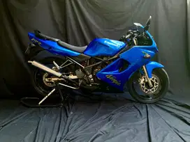 Ninja RR CBU biru