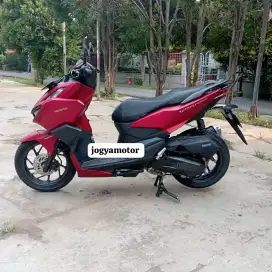 Honda Vario 160 cbs 2022 cash // credit