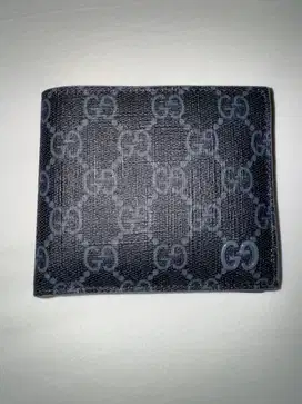 Dompet Lipat Pria Authentic Gucci Supreme GG Grey Interior Limited Edt