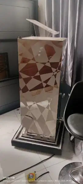 Dijual meja bekas