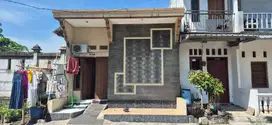 Rumah Dijual Strategis Cocok Untuk Usaha